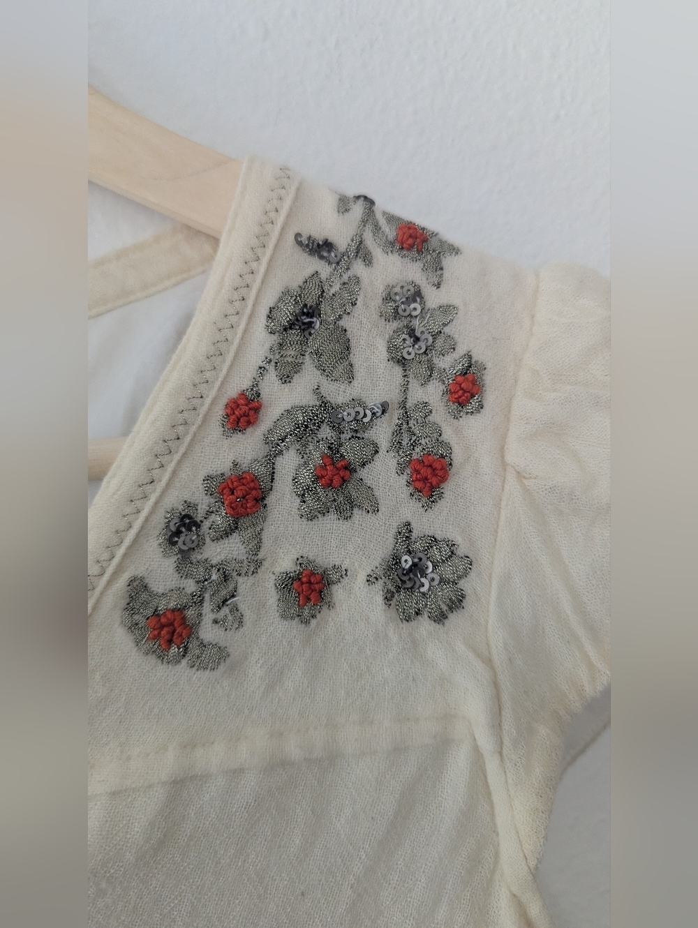 Meadow Rue Cream Embroidered Button-Front Dress - Picture 4 of 12